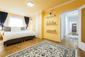 Leilighet – city, 2 soverom (Top 9) | Oppholdsrom | Flatskjerm-TV