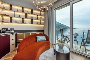 Suite exclusiva (INCANTO Suite) | Ropa de cama de alta calidad, minibar, caja fuerte y escritorio