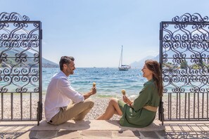 On the beach - Hotel Val Di Sogno - Adults Only (Malcesine)