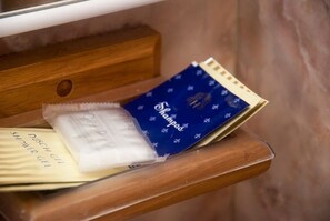 Douche, serviettes fournies