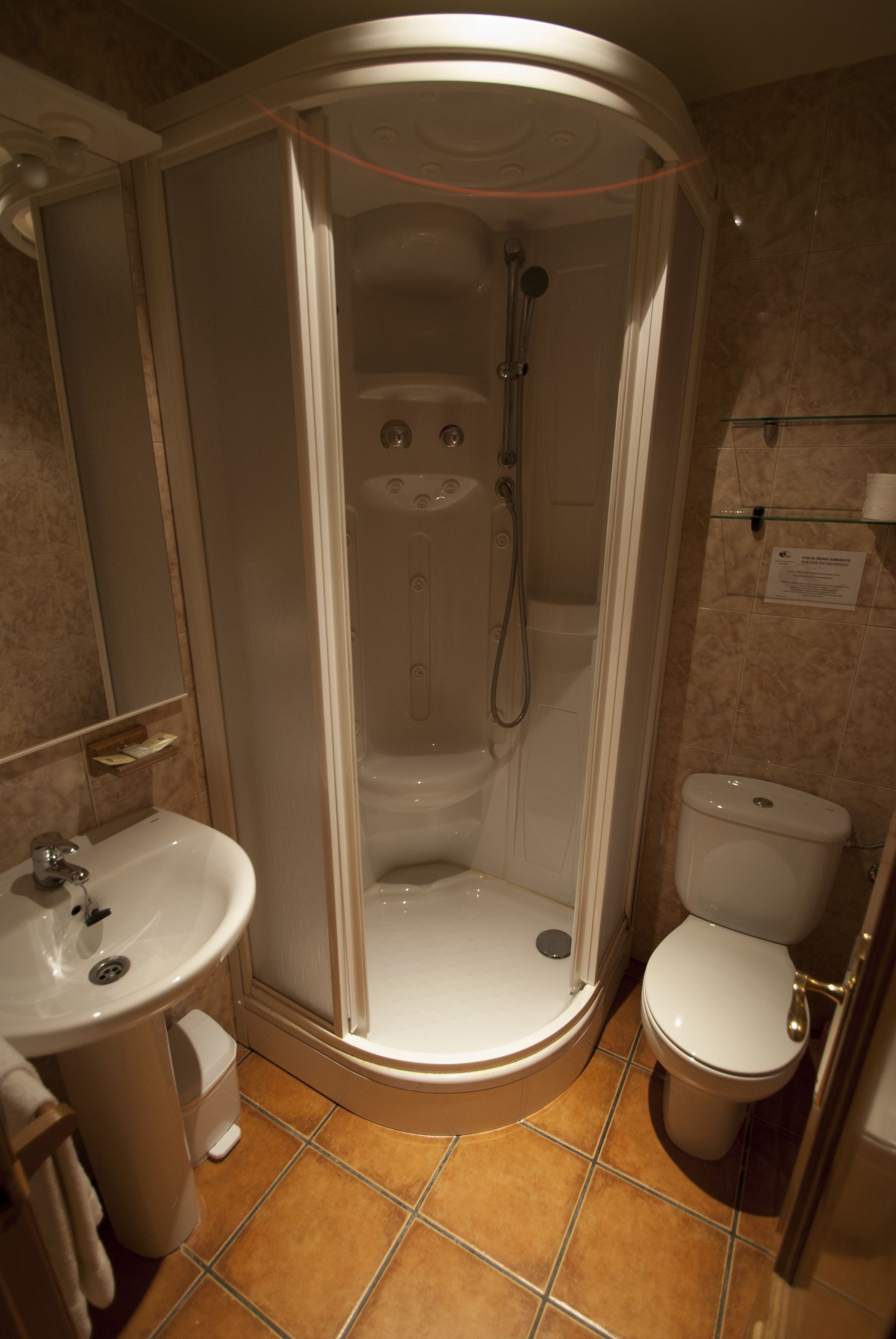 Ducha del cuarto de baño