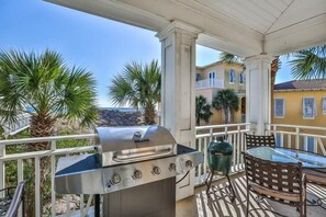 Ferienhaus, 4 Schlafzimmer, Meerblick, Strandnähe | Balkon