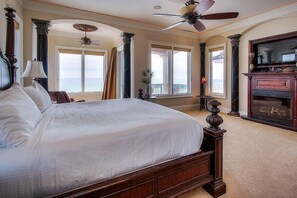 House, 4 Bedrooms, Ocean View, Beachfront | 4 bedrooms