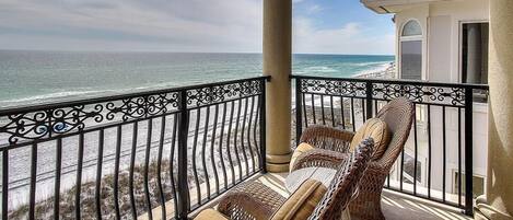 Ferienhaus, 4 Schlafzimmer, Meerblick, Strandnähe | Balkon