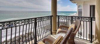 Casa de Cielo 4 Bedroom Holiday Home by Five Star Properties