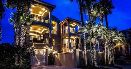 Casa de Palms 5 Bedroom Holiday Home by Five Star Properties