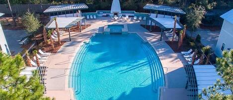 ハウス 4 ベッドルーム 海側 | 屋外プール