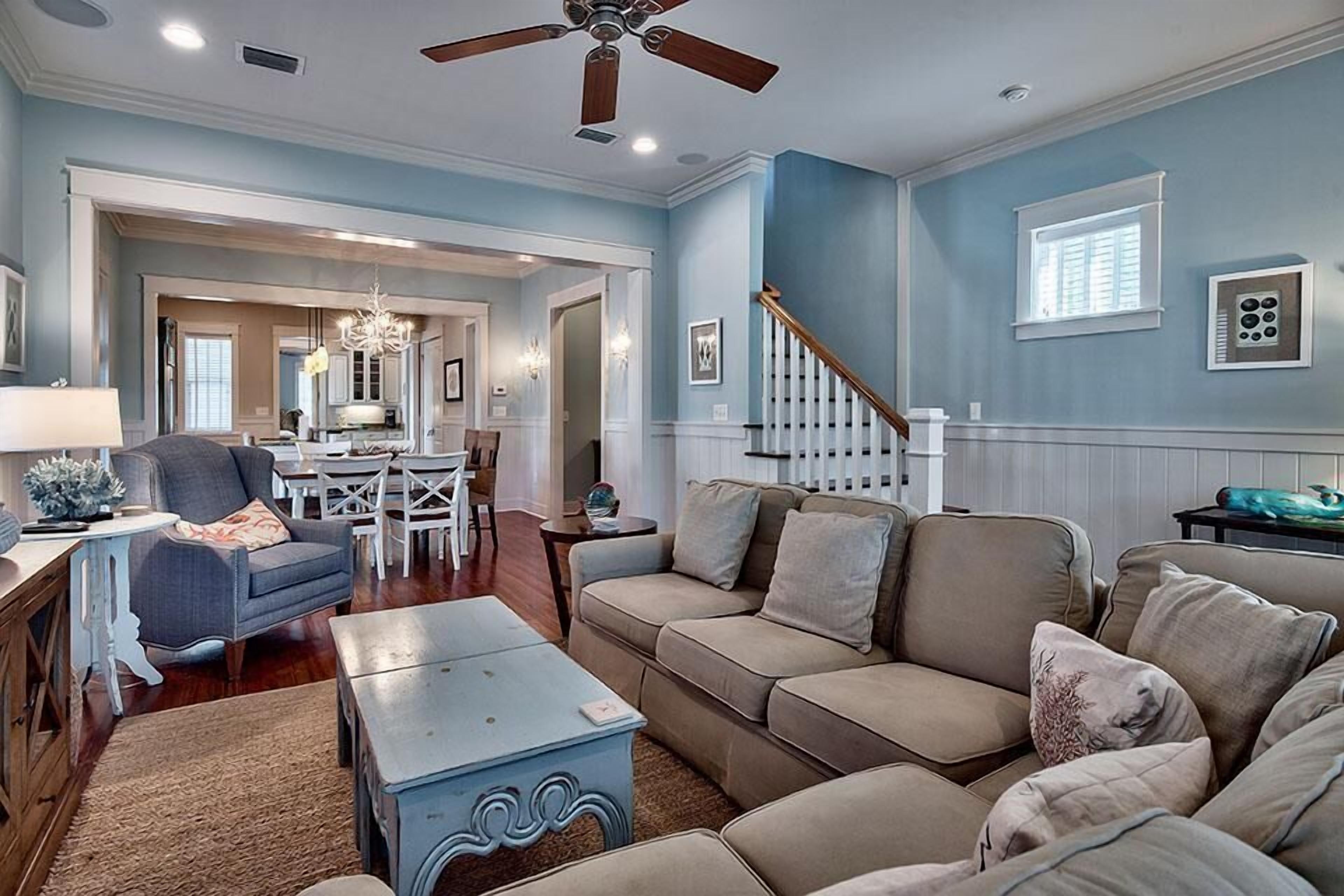 House, 4 Bedrooms, Sea Facing | Living area