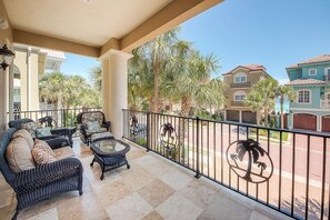 House, 5 Bedrooms, Ocean View, Sea Facing | Terrace/patio