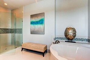 House, 6 Bedrooms, Ocean View, Sea Facing | Bathroom | Shower, towels - DaShells30A 6 Bedroom Holiday Home by Five Star Properties (Santa Rosa Beach)