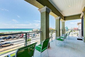 Casa, 6 dormitoris, vistes a l'oceà, orientació mar | Balcó