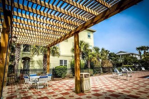 House, 4 Bedrooms, Ocean View, Sea Facing | Terrace/patio