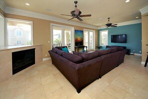 Huis, 6 slaapkamers, uitzicht op oceaan, uitzicht op zee | Woonruimte