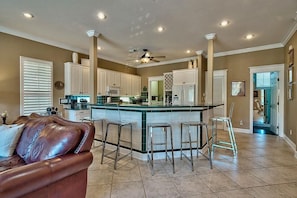 House, 4 Bedrooms, Ocean View, Sea Facing | Private kitchen | Fridge, microwave, coffee/tea maker