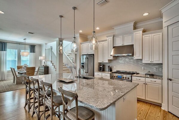 House, 4 Bedrooms, Sea Facing | In-room dining - Endless Grace 4 Bedroom Holiday Home by Five Star Properties (Santa Rosa Beach)