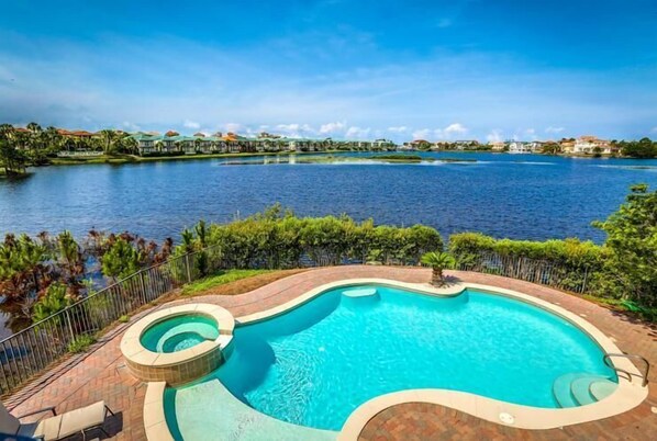 Ferienhaus, 4 Schlafzimmer, Meerseite | Pool