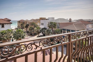 House, 6 Bedrooms, Ocean View, Sea Facing | Balcony - Gigglin Marlin 7 Bedroom Holiday Home by Five Star Properties (Destin)