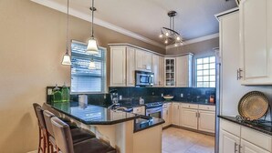 Maison, 4 chambres, vue mer | Cuisine privée