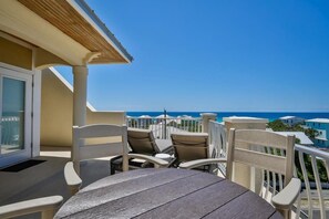 House, 4 Bedrooms, Ocean View, Sea Facing | Balcony