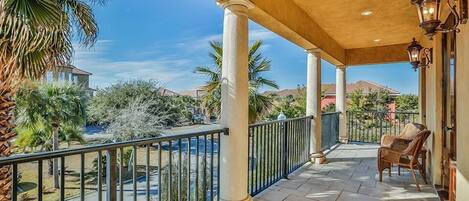 House, 5 Bedrooms, Sea Facing | Balcony