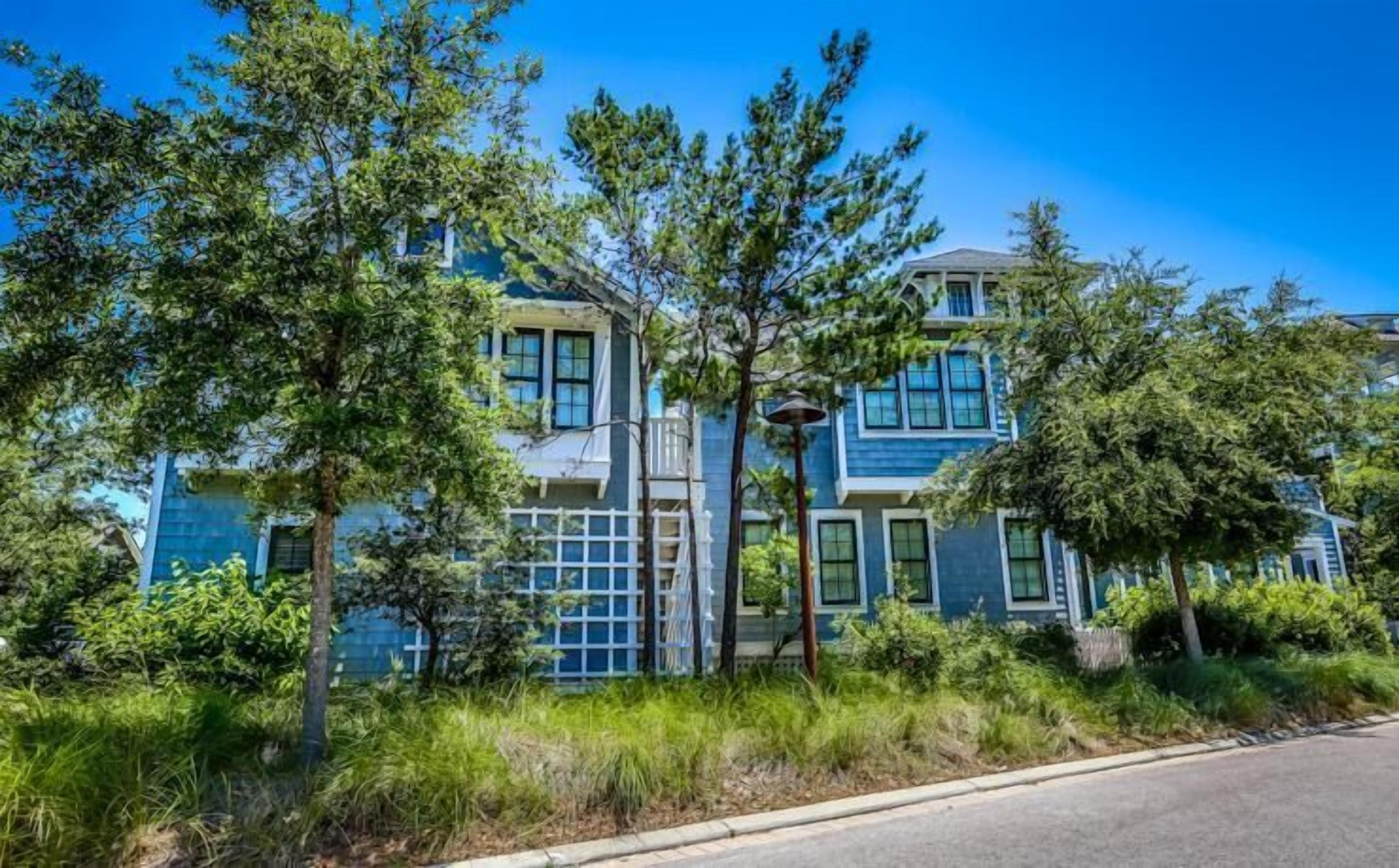 House, 5 Bedrooms, Ocean View, Sea Facing | Property grounds
