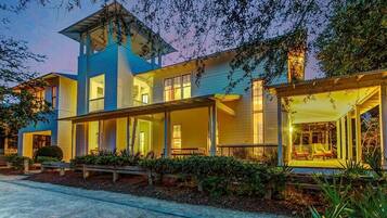 House, 4 Bedrooms, Sea Facing | Front of property - evening/night