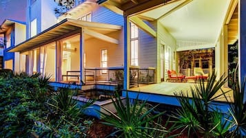 House, 4 Bedrooms, Sea Facing | Terrace/patio