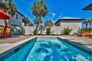 House, 5 Bedrooms, Sea Facing | Outdoor pool - VILLA DEL CARMEN 5 Bedroom Holiday Home by Five Star Properties (Miramar Beach)