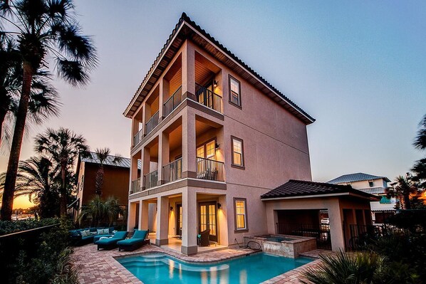 House, 6 Bedrooms, Sea Facing | Front of property – evening/night