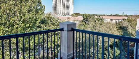 House, 4 Bedrooms, Sea Facing | Balcony view