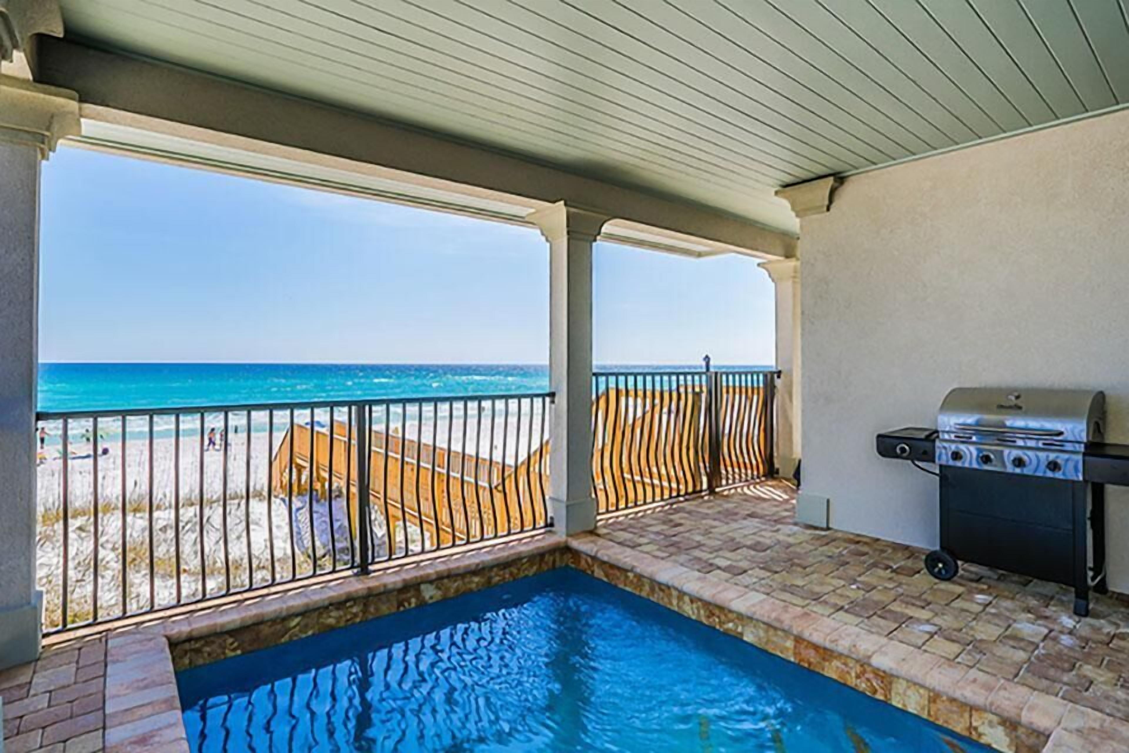 House, 6 Bedrooms, Ocean View, Beachfront | Outdoor spa tub