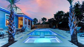 House, 5 Bedrooms, Sea Facing | Outdoor pool