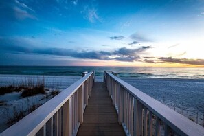 House, 6 Bedrooms, Ocean View, Beachfront | Beach/ocean view