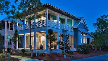 House, 4 Bedrooms, Sea Facing | Front of property - evening/night