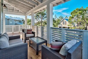 Hus - 4 soveværelser - mod havet | Balkon