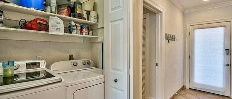 Ev, 4 Yatak Odası, Okyanus Manzaralı, Denize Sıfır | Oda özellikleri