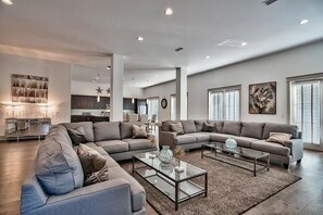 Maison, 5 chambres, vue mer | Coin séjour