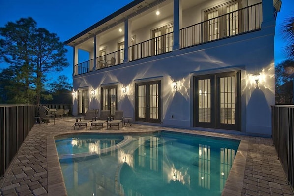 House, 5 Bedrooms, Sea Facing | Outdoor pool