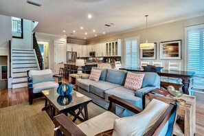 獨棟房屋, 4 間臥室, 面海 | 起居區