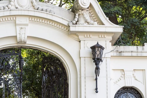 EntrĂ©e de lâhĂ©bergement