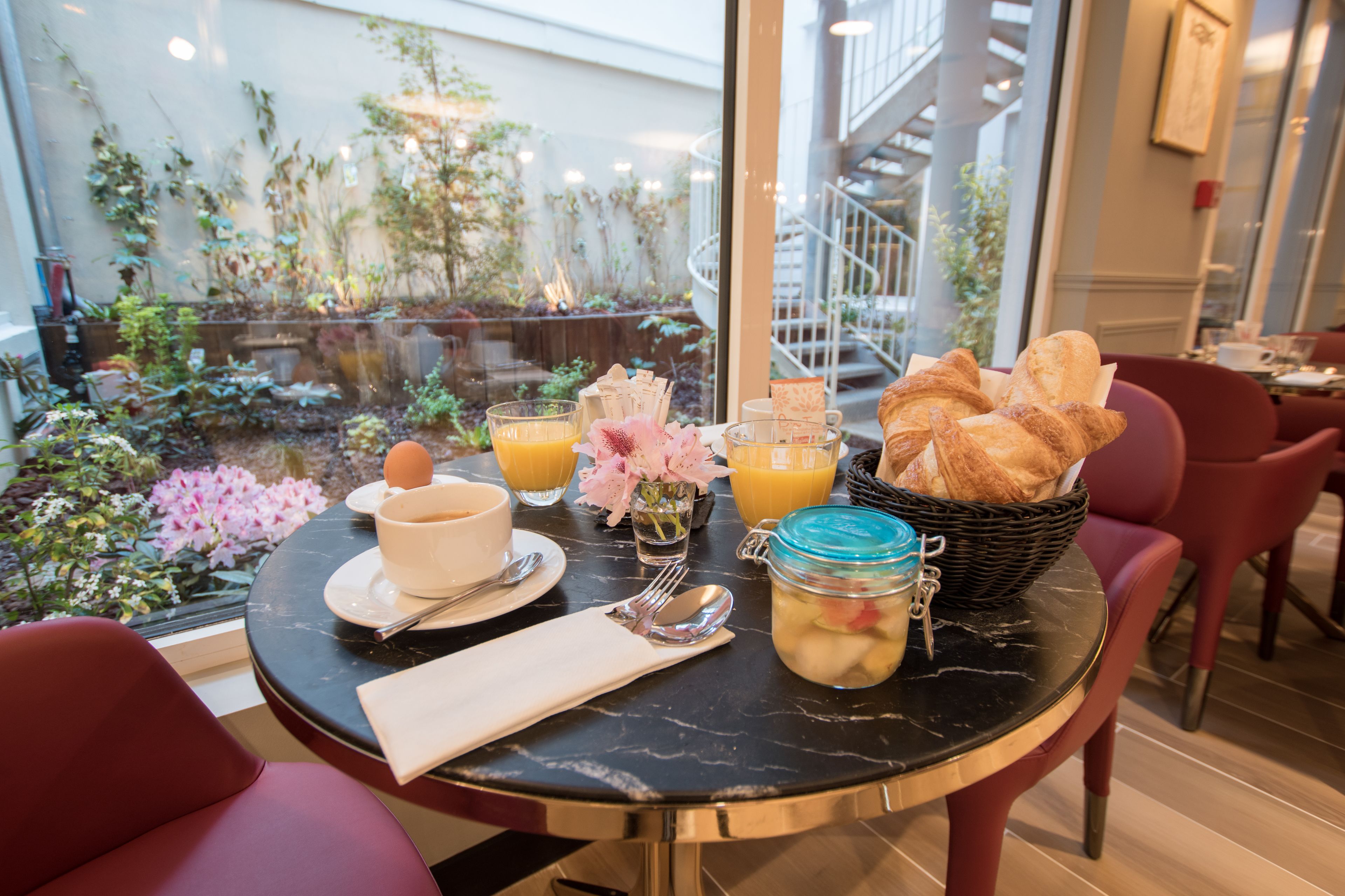 Daily buffet breakfast (EUR 19 per person)