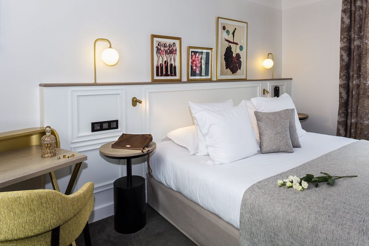 Suite Adelaide | Minibar, két bảo mật tại phòng, bàn 
