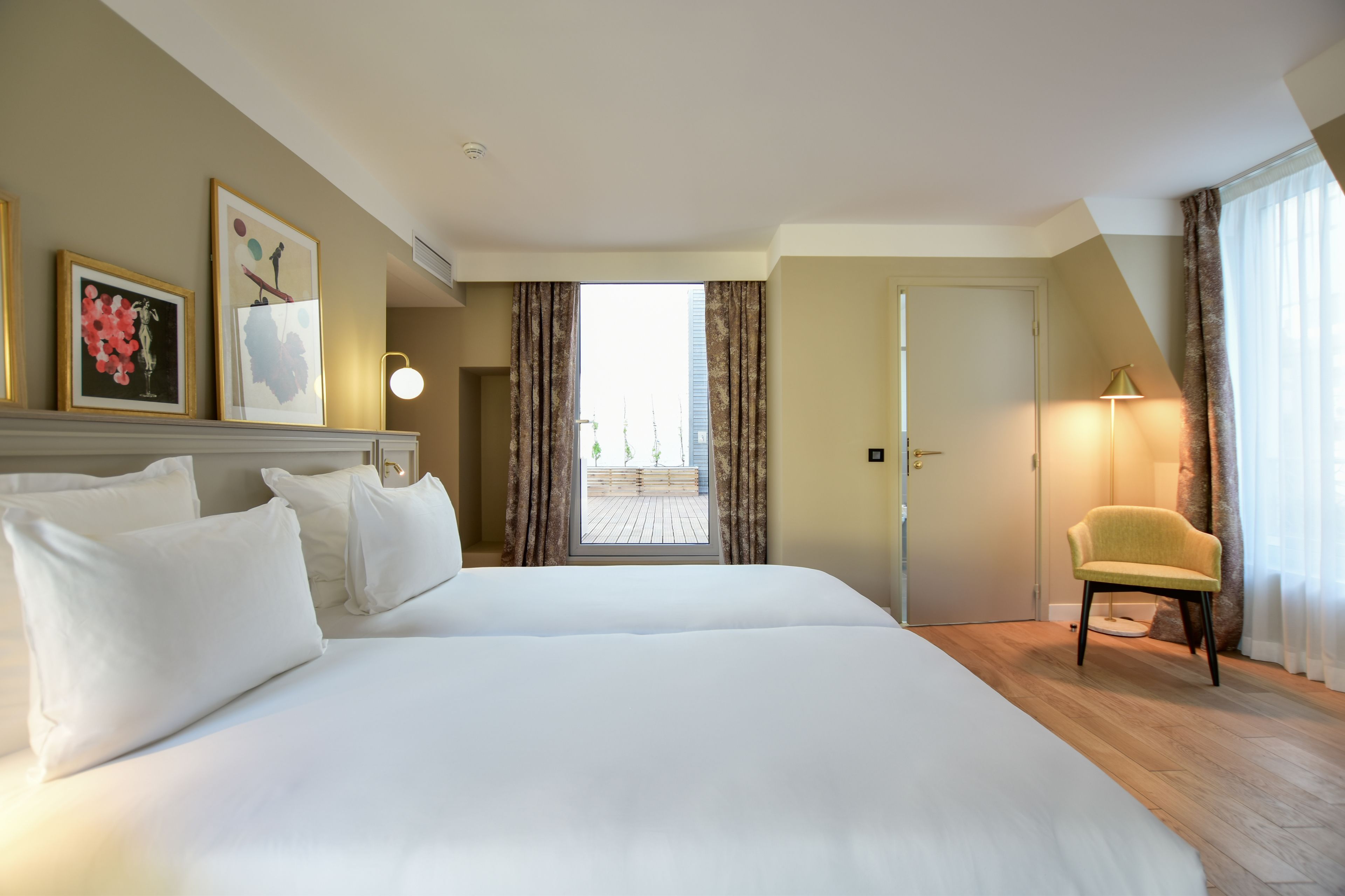 1 bedroom, minibar, in-room safe, desk