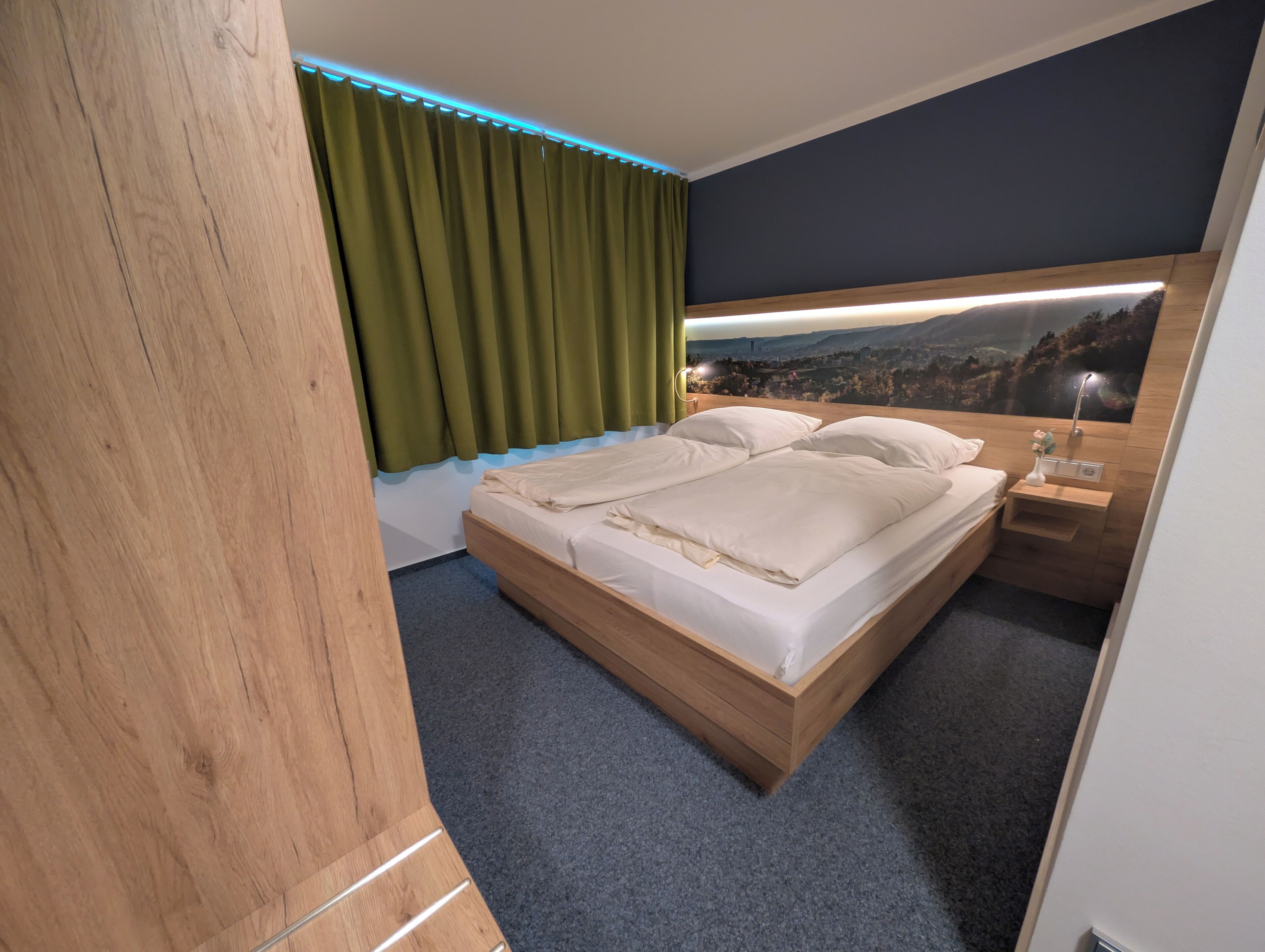 Double Room | Blackout drapes, free WiFi, bed sheets