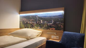 Comfort-Einzelzimmer, Nichtraucher | Verdunkelungsvorhänge, kostenloses WLAN, Bettwäsche