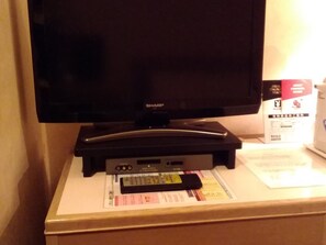 Down comforters, desk, iron/ironing board, free WiFi - Grand Hotel Kanachu Hadano (Hadano)