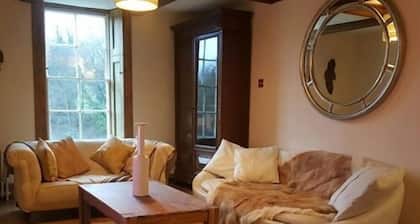 Grigshot Apartment