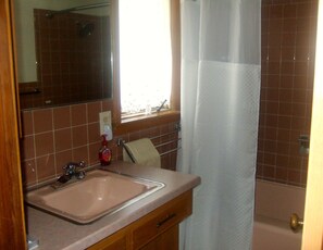 Casa | Baño | Amenidades de baño gratuitas y toallas 