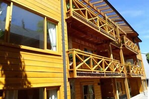 Exterior - Apart Hotel Robles del Sur (San Martín de los Andes)