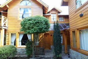 Exterior - Apart Hotel Robles del Sur (San Martín de los Andes)